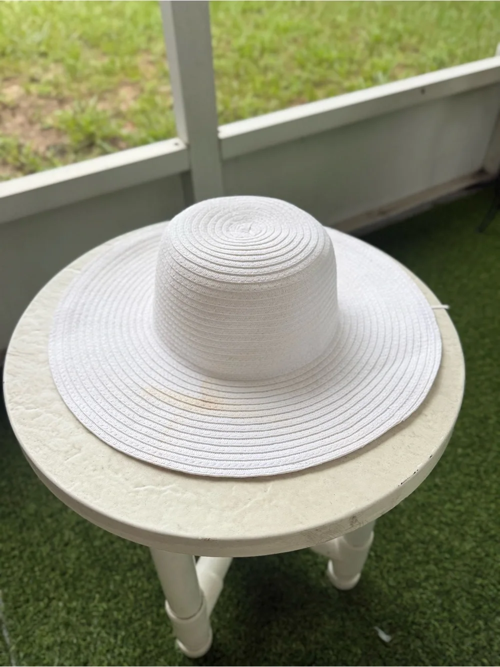 Amazon Essentials White Wide Brim Sun Hat